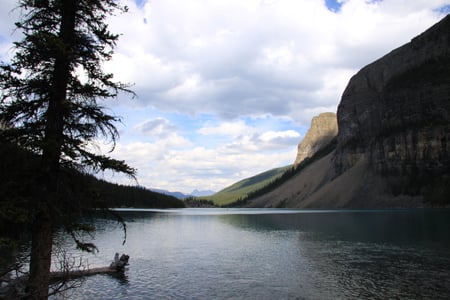 Lakes & mountains in Banff Alberta National Park 50 - trees, photography, mountains, white, nature, lakes, banff, clouds, green