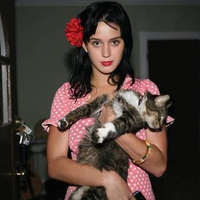 Katie Perry & Kitty