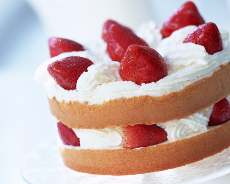 Strawberry Cake - dessert, strawberry, food, cake