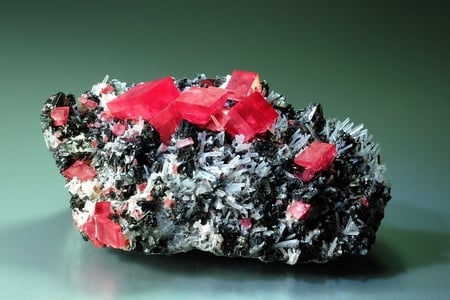 Rhodochrosite,Quartz,Tetraedrite - mineral, tetraedrite, red, quartz, rhodochrosite