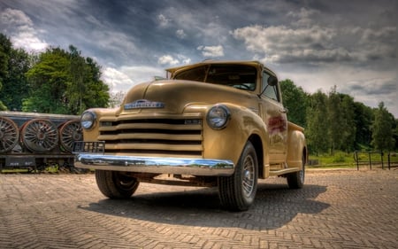 Old Chevy HDR - pickup, hdr, cars, chevrolet