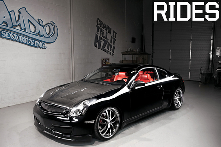 G-35 - black, ride, red inteior, infinti