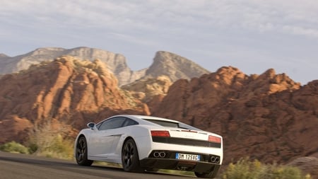 Gallardo - gallardo, lamborghini, mountains, lambo