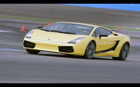 Gallardo yellow - yellow, gallardo, car, lamborghini