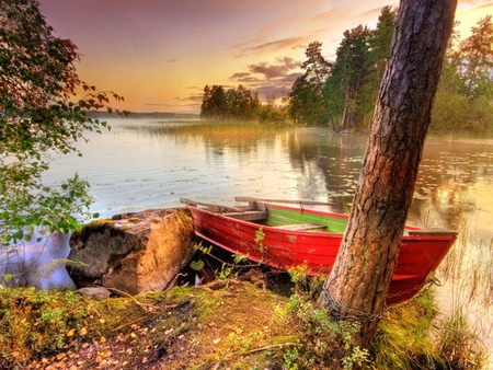 Beautiful Place - beauty, sky, trees, peaceful, water, colorful, sunset, view, clouds, tree, grass, boat, lake, landscape, boats, lovely, nature, beautiful, leaves, splendor, colors