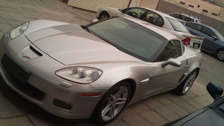 Zo6 - msh3an, kuwait, silver, corvette