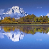 Lake and mountain