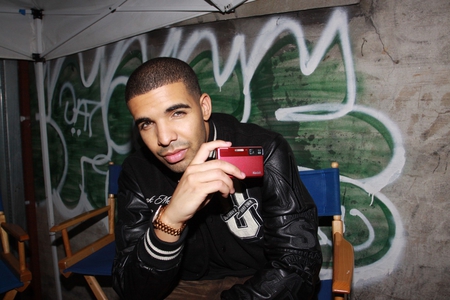 DRAKE - one, star, m, i, smart, rock, on, cool, man, music, v, nice, pop