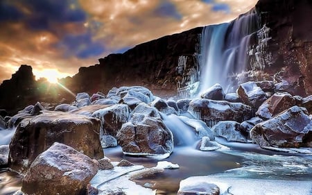 The Frozen Beauty-9 - ice, beauty, lake, cold, mountain, winter, frozen, waterfall