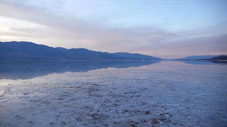 Dath Valley Lake - salt, sunset, death, valley