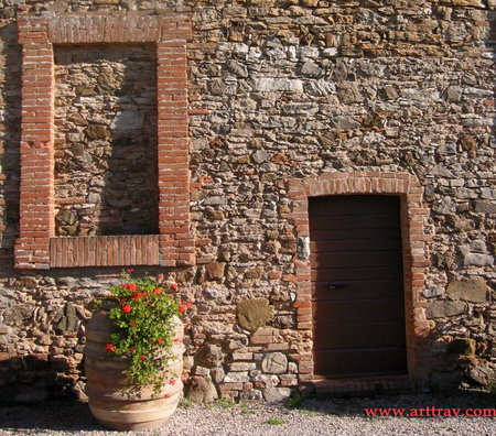 Toscana - door, tuscany, italy, brick