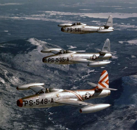 F-84 Thunderjets - f-84, aircraft, jet, day-fighter