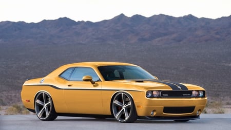 DODGE CHALLENGER SRT - tuned, car, yellow, dodge, srt