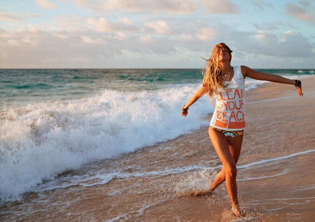 Lovely girl - shoreline, beach, girl, walk, sea, lovely