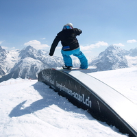 Snowboard Rainbow Box