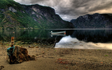 Landscape - boat, splendor, landscape, reflection, sand, view, lake, sky, storm, clouds, trees, water, beautiful, stormy, beauty, colors, lovely, tree, boats, nature, green, mountains, peaceful