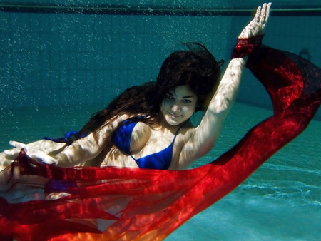 Girl-under-Water - girl, under-water, cool, photography