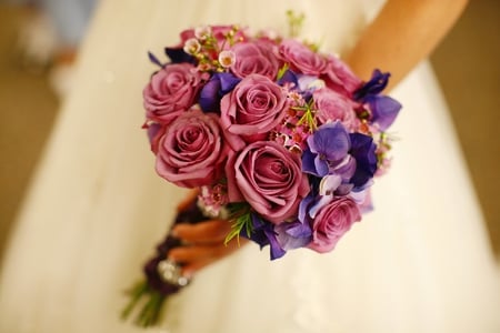 Bridal bouquet - beauty, nice, roses, photography, hydrangea, bouquet, bride, rose, cool, pretty, harmony, wedding, lovely, beautiful, flowers, photo, flower, elegantly