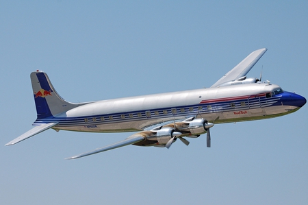 DC-6B in Flying Bulls paint - dc-6b, dc6b, bull, red, flying, bulls, douglas