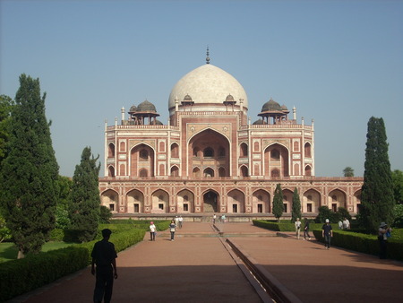 Aga Khans Tomb