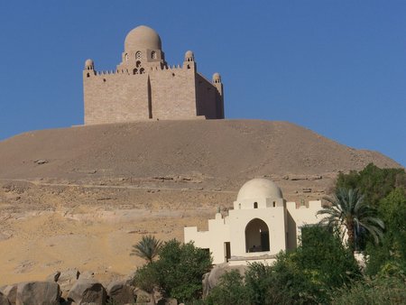 Aga Khans Tomb - aswan, tomb, dual screen, egypt, eswan, xxl, dual monitor, aga khan, aga khans tomb