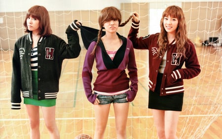 GG - girls, cool, photo, awesome, teen, generation, sport, nice, photography, short, female, asian