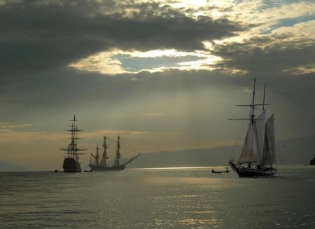 A hole in the sky - sky, boats, photography, water, image, wallpaper, sunset, picture, evening, clouds, wall, hole, sea, photo