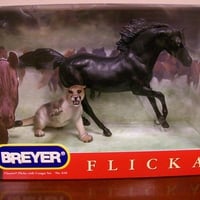 Flicka Breyer Horse