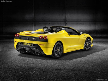 Ferrari Scuderia Spider - roar, convertable, yellow, ferrari