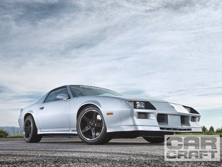 82 Camaro - vette rims, bowtie, gm, silver