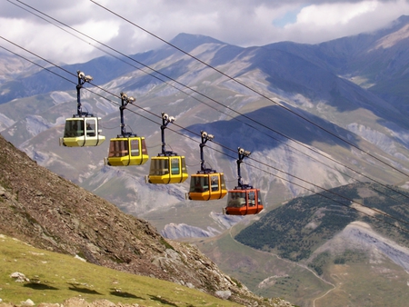 GONDOLAS - nature, entertainment, mountains, gondolas