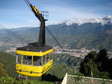 CABLE CAR - yelow, mountains, nature, cable car