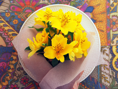 flowers on plate - flowers, yellow, plate, pretty