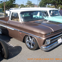 OLD SKOOL CHEVY PICKUP