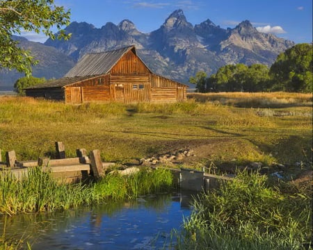 Mountain landscape - landscape, mountain, barn, beautiful