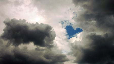 Love in the Clouds - clouds, heart, unique, shape, formation, pattern, cool