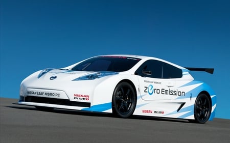 Nissan Leaf Nismo RC - cars, nismo, leaf, rc, nissan