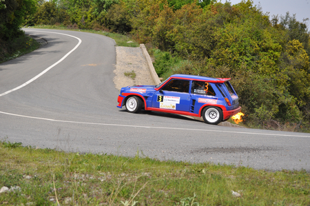 Renault 5 Turbo - renault, renault 5 turbo, rally, renault 5