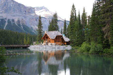 Restaurant on little island - nature, interesting, restaurant, lake, island, house