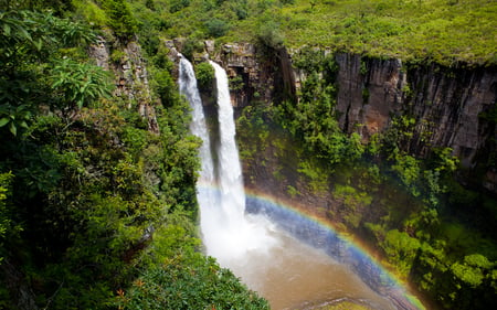 Waterfall - waterfalls, water, amazing, beautiful, grass, forest, leaves, river, nature, waterfall, rainbow, view, green