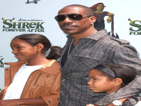 EDDIE MURPHY & FAMILY - fun, actors, movies, usa