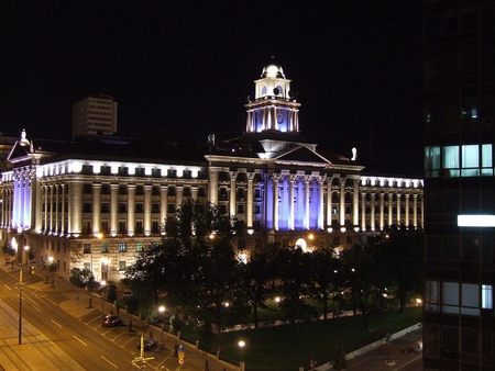 Building at Night - picture, at night, building, cool, beautiful