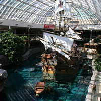 Ship Wrecks Santa Maria at West Edmonton mall Alberta 02