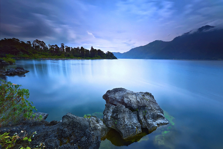 Morning Blues - lake, morning, image, blues