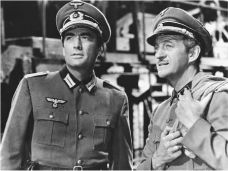 GREGORY PECK & DAVID NIVEN - action, actors, movies, usa