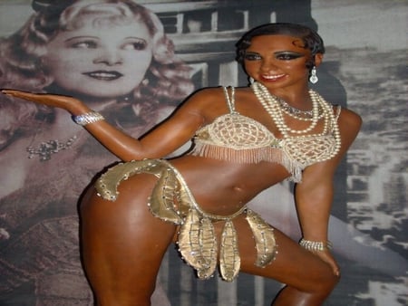 IN THE BEGINNING... A LOVELY GIRL NAMED JOSEPHINE BAKER SMILED - action, actresses, movies, usa