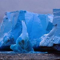 antartica island of ice