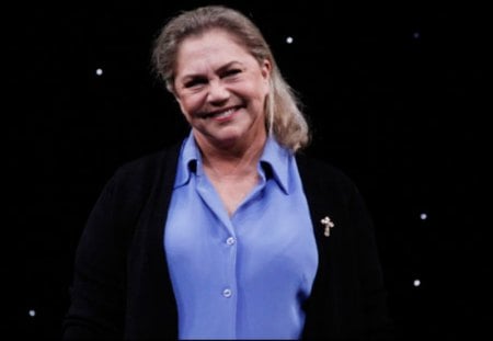 KATHLEEN TURNER - action, actresses, movies, usa