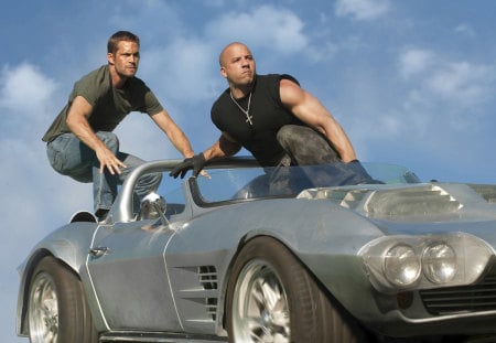 VIN DIESEL IN FAST 5 - men, 5, amazing, hot, pack, cool, man, body, 4, fast, comedy, model, nice, action, good