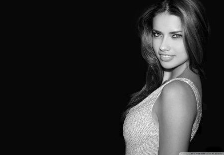 adriana_lima - y, e, x, s